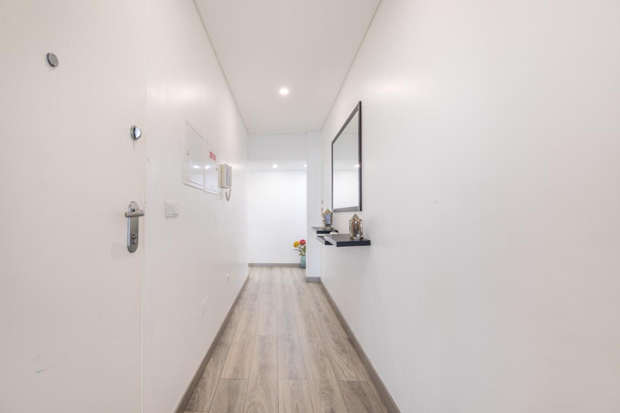 Deluxe Spacious Flats W Mezzanine By Host Wise Lägenhet OOporto Rum bild
