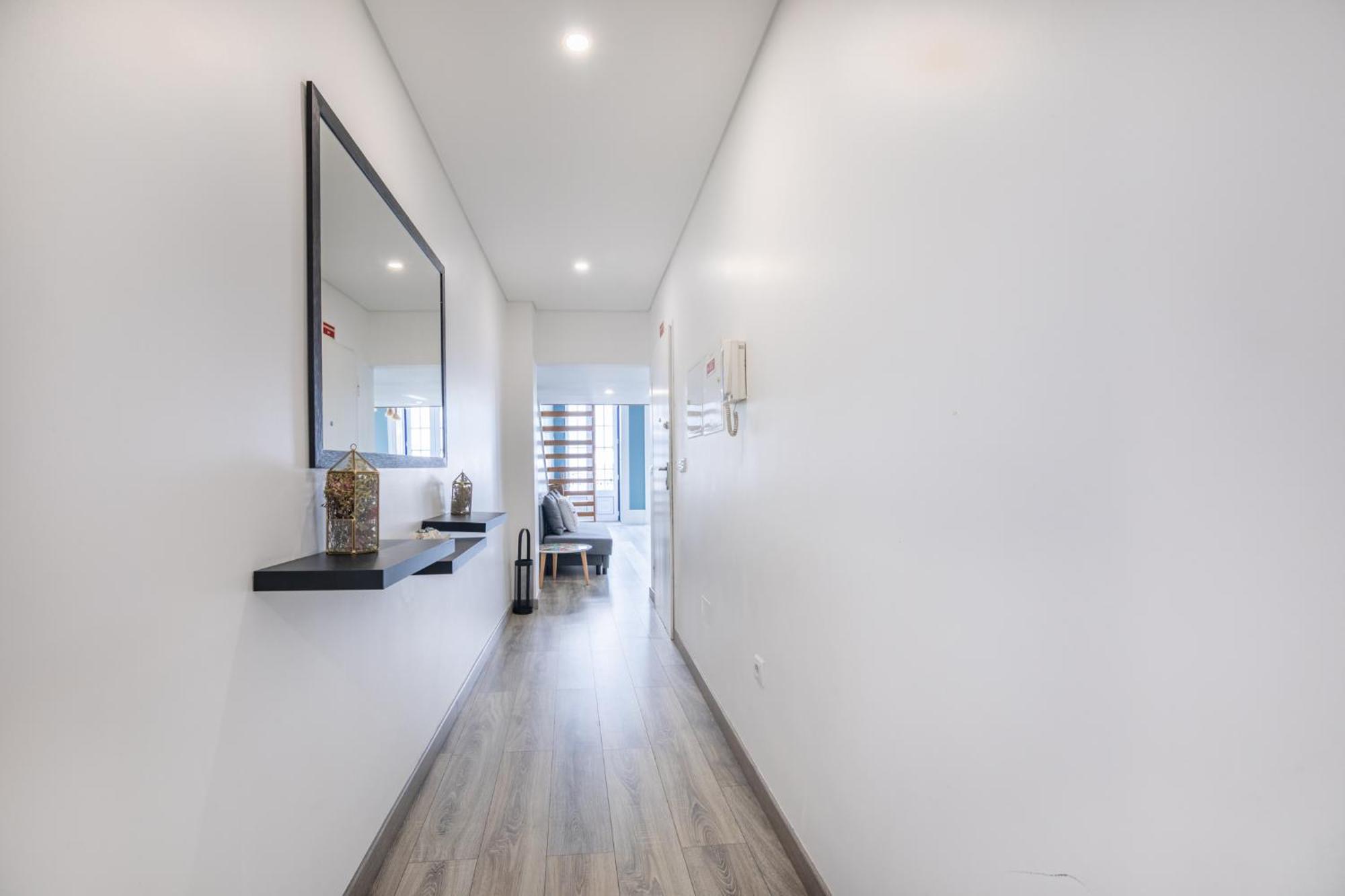 Deluxe Spacious Flats W Mezzanine By Host Wise Lägenhet OOporto Rum bild